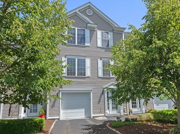 11 Harbor Mist Dr Unit 11, Fairhaven, MA 02719