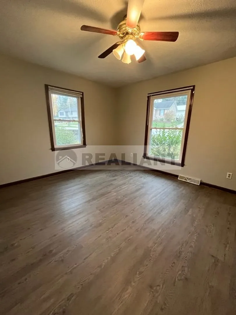 2 bed, 2.0 bath, $1,345 — Photo 4