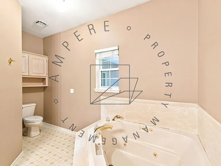 2559 W Arthur Hart St — Photo 8