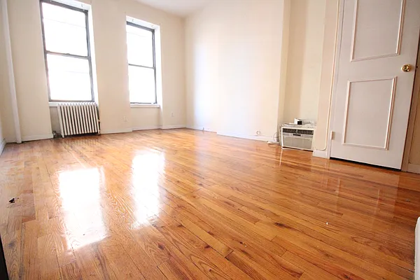 Rented by Luxor Homes & Investment Realty | media 23