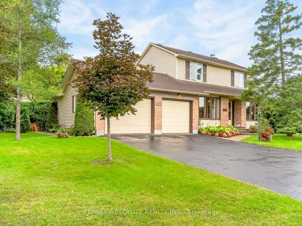 309 Liard St, Ottawa, ON K2S 1J2