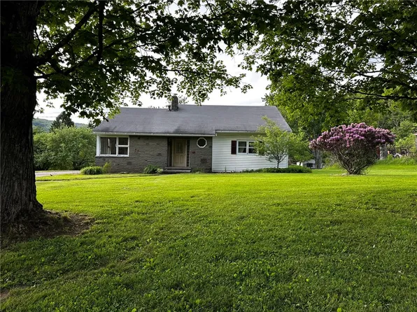 33 Mount Pleasant Rd, Walton, NY 13856