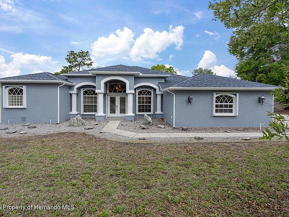 3rd image of 12265 Fulmar Rd