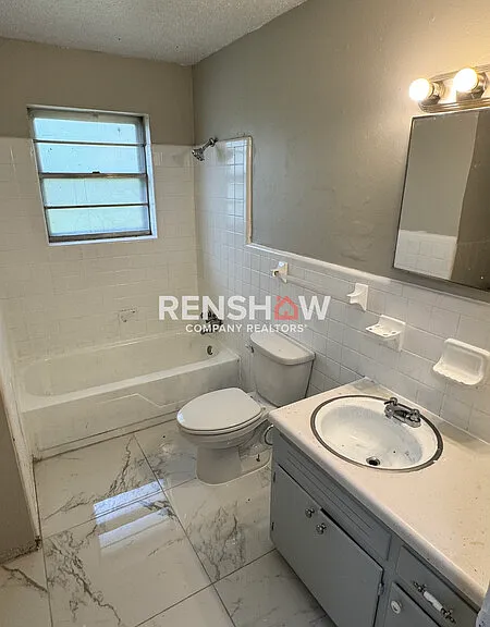 10 Navy Dr — Photo 6