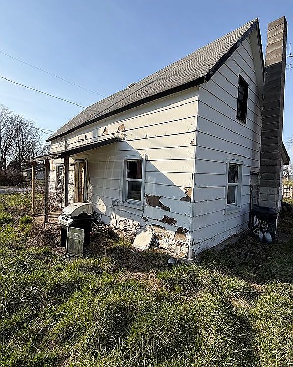 1st image of 11325 Sherman St