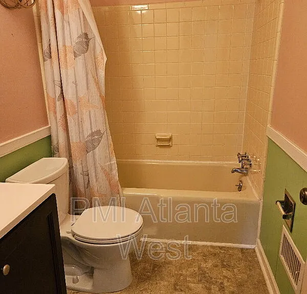 4757 Fellswood Dr — Photo 14