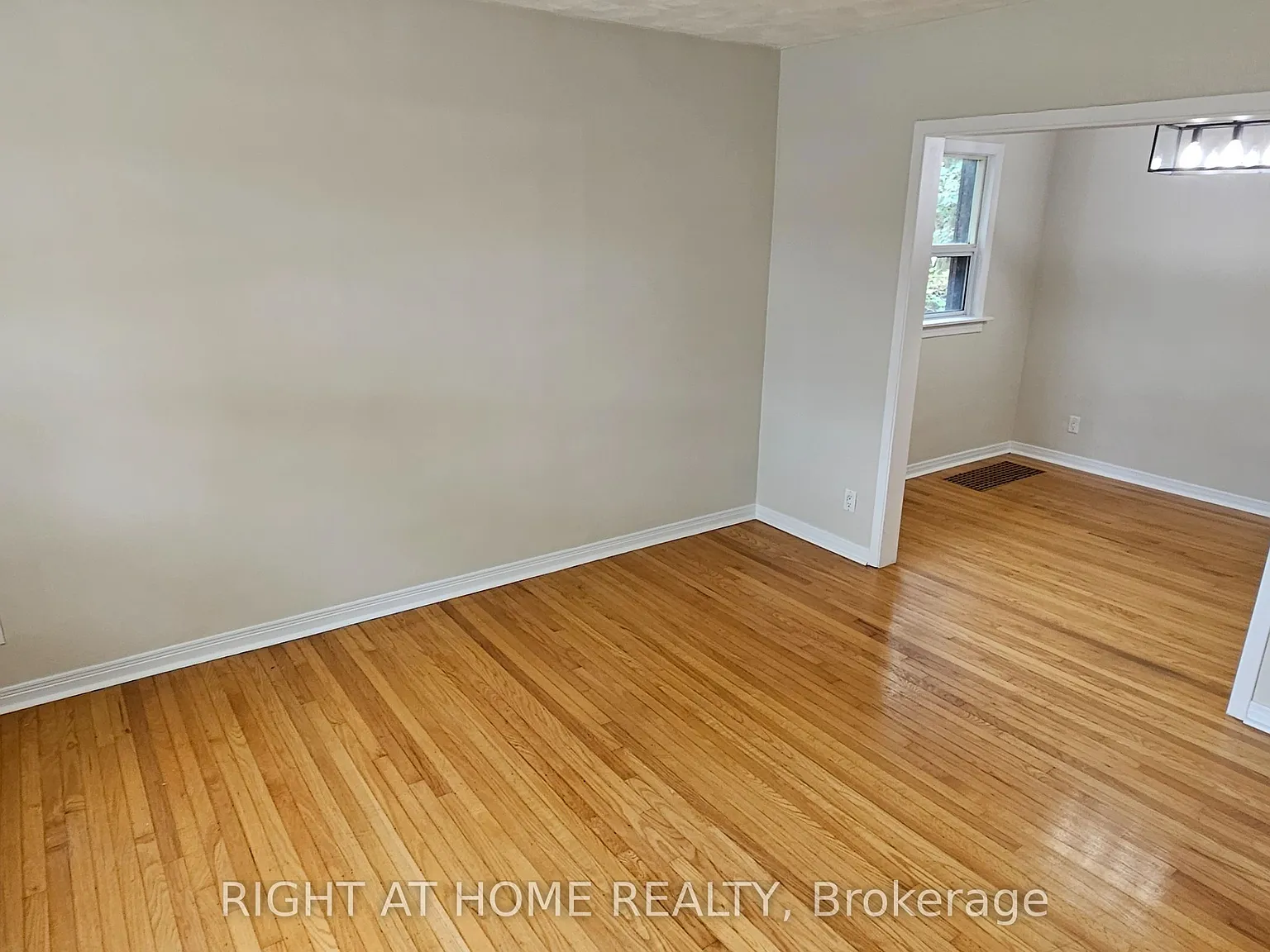 2 bed, $2,550 — Photo 2