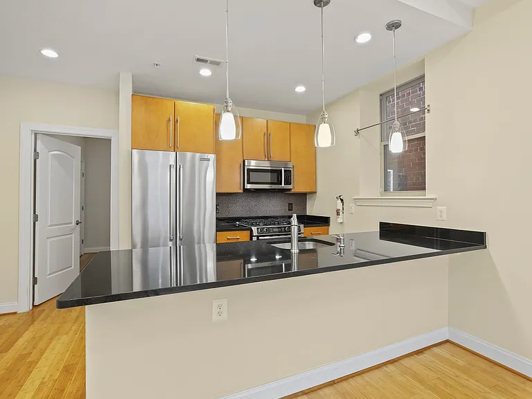 1333 Euclid St NW #201 — Photo 10