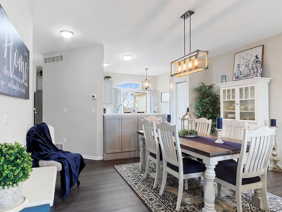 500 South Edwards BLVD UNIT 7, Lake Geneva, WI 53147 Zillow