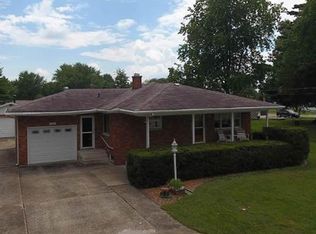 226 Phillips St, Staunton, IL