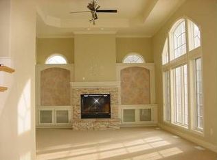 51265 Amesburry Way, Granger, IN