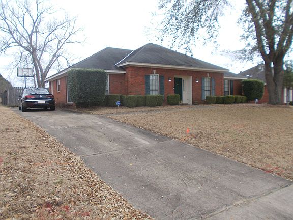 2nd image of 2357 Cedarwood Ln