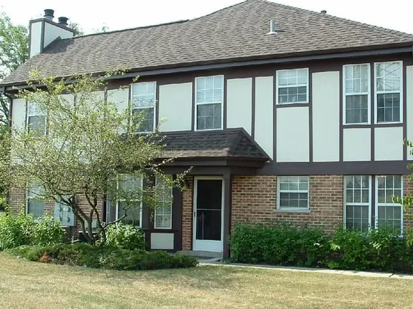 1218 Clearview Ct, Buffalo Grove, IL 60089