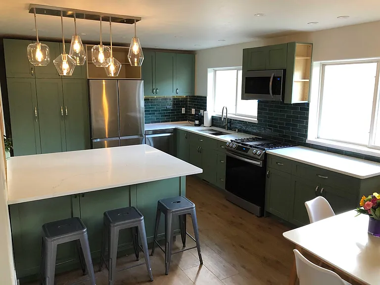 646 Main St — Photo 10