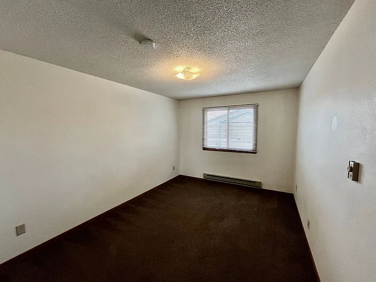 810 S State St — Photo 20