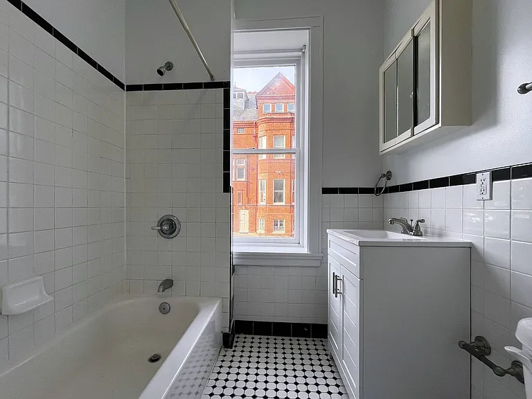 1631 Park Ave — Photo 37