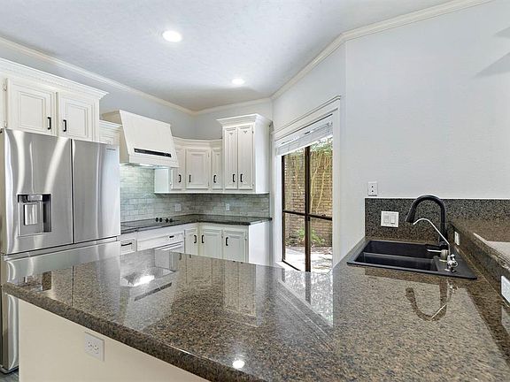 5th image of 2555 Bering Dr APT 13
