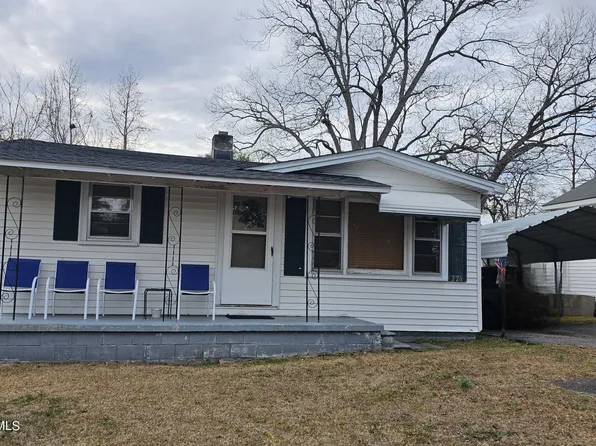 220 N Richardson Avenue, Nashville, NC 27856