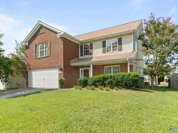 2410 Quail Ridge Ln SW, Huntsville, AL 35803