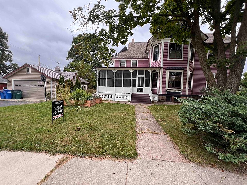 2nd image of 230 4th St