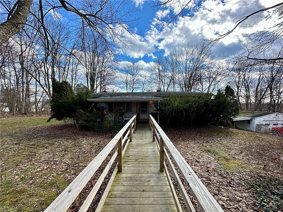 1st image of 404 Ridgelawn Ave