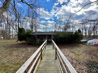 404 Ridgelawn Ave, New Castle, PA 16105