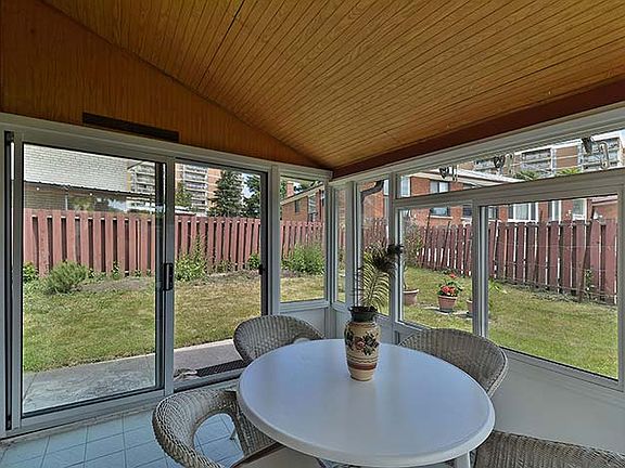 5th image of 57 Derrydown Rd