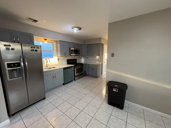 227 Cleveland Ave, Harrison, NJ 07029