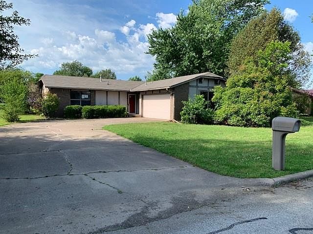 1st image of 428 E 136th Pl S