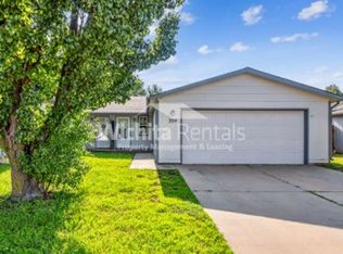 324 N Zachary Dr, Derby, KS 67037