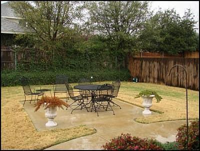 1st image of 8409 Park Brook Ct