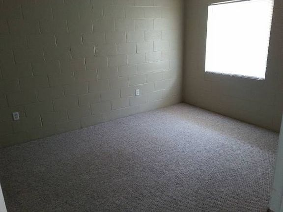 4th image of 401 W Park Ave APT 101