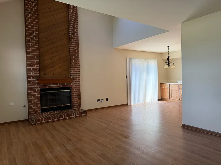 101 S Oakhurst Dr — Photo 6
