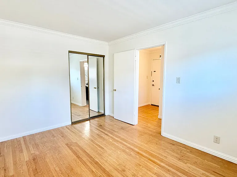 140 Montecito Apartments — Photo 6