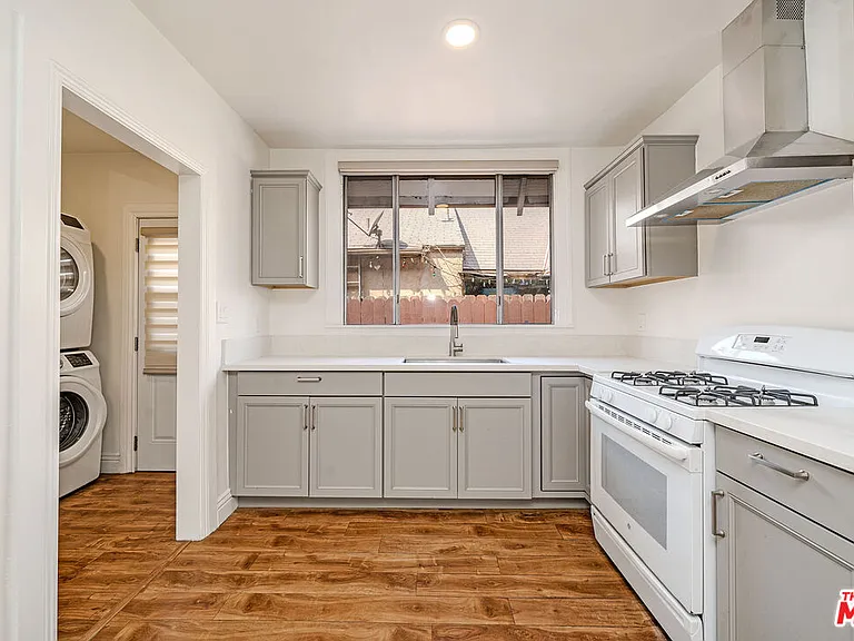 5430 Monroe St #1/2 — Photo 10