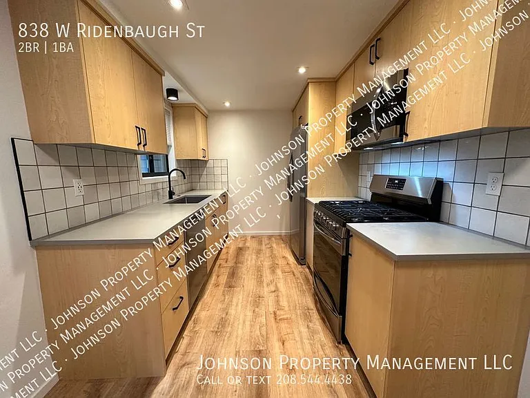 838 W Ridenbaugh St — Photo 6
