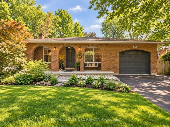 37 Spruceside Cres, Pelham, ON L0S 1E1