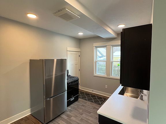 2nd image of 546 Dolbee Ave SE #1