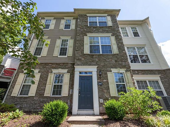 2nd image of 21807 Petworth Ct