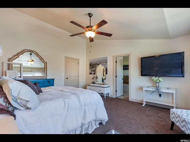 1252 N Willowbrook Ln — Photo 12