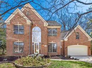 6092 Winnebago St, Grove City, OH