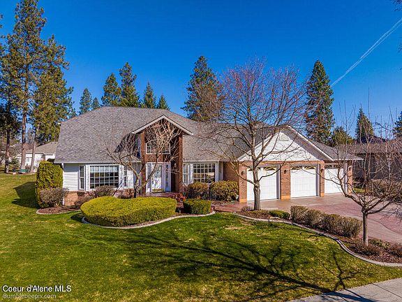 2nd image of 715 N Dundee Dr