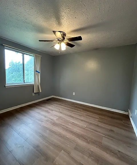 3170 E Lake Lansing Rd — Photo 5