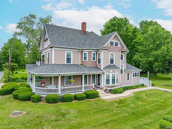 3rd image of 8 Hale St