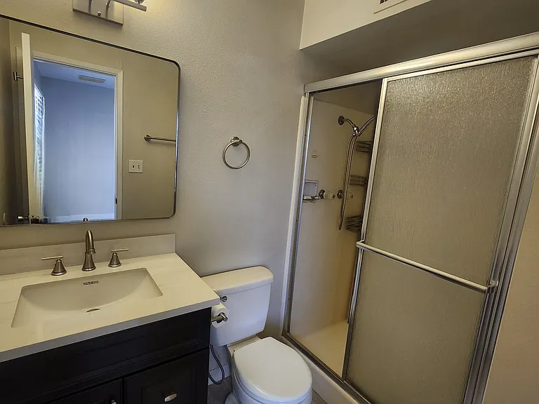 3136 W Port Au Prince Ln — Photo 20