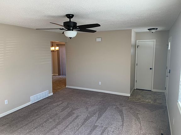5th image of 2053 Wedgewood Ct