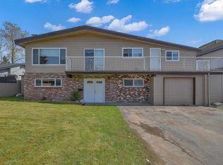 9488 127a St, Surrey, BC