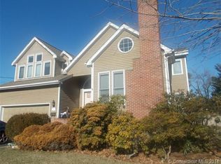 5 Lincoln Ave, Milford, CT 06460