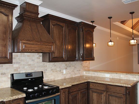 5th image of 120 Alvarez Ct
