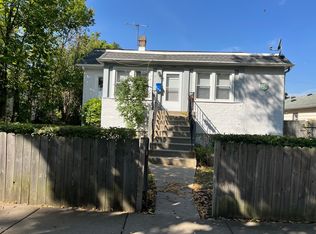 1732 Brown Ave, Evanston, IL 60201